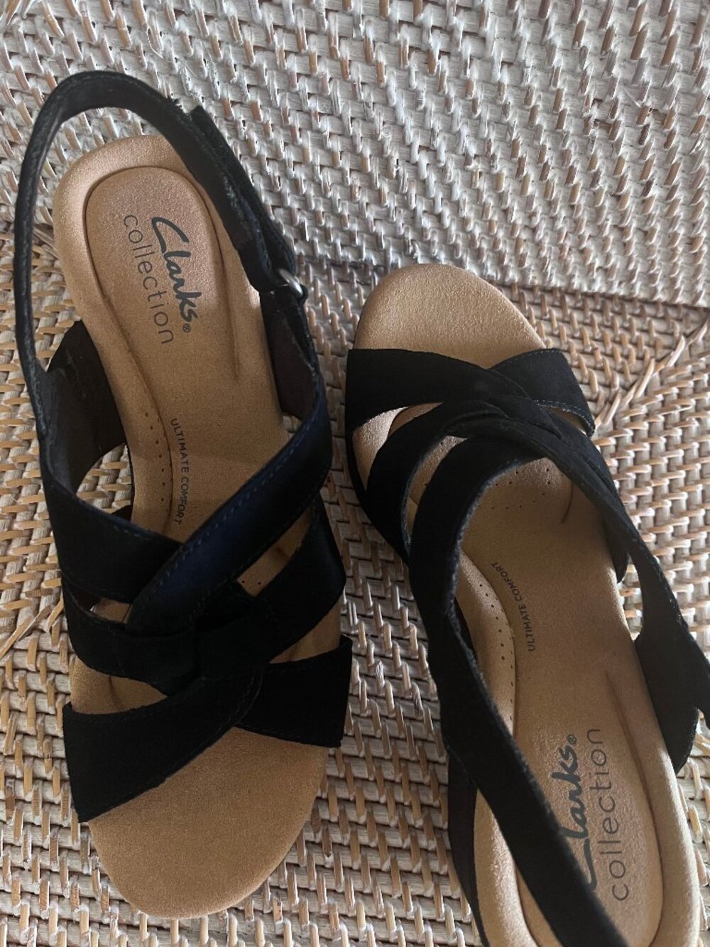 Clarks Collection Giselle Beach Black/Black Suede Wedge Platform Sandal 6 - Picture 9 of 14